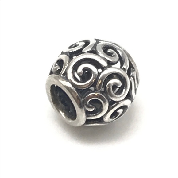 Pandora ocean breeze charm. - Picture 2 of 3